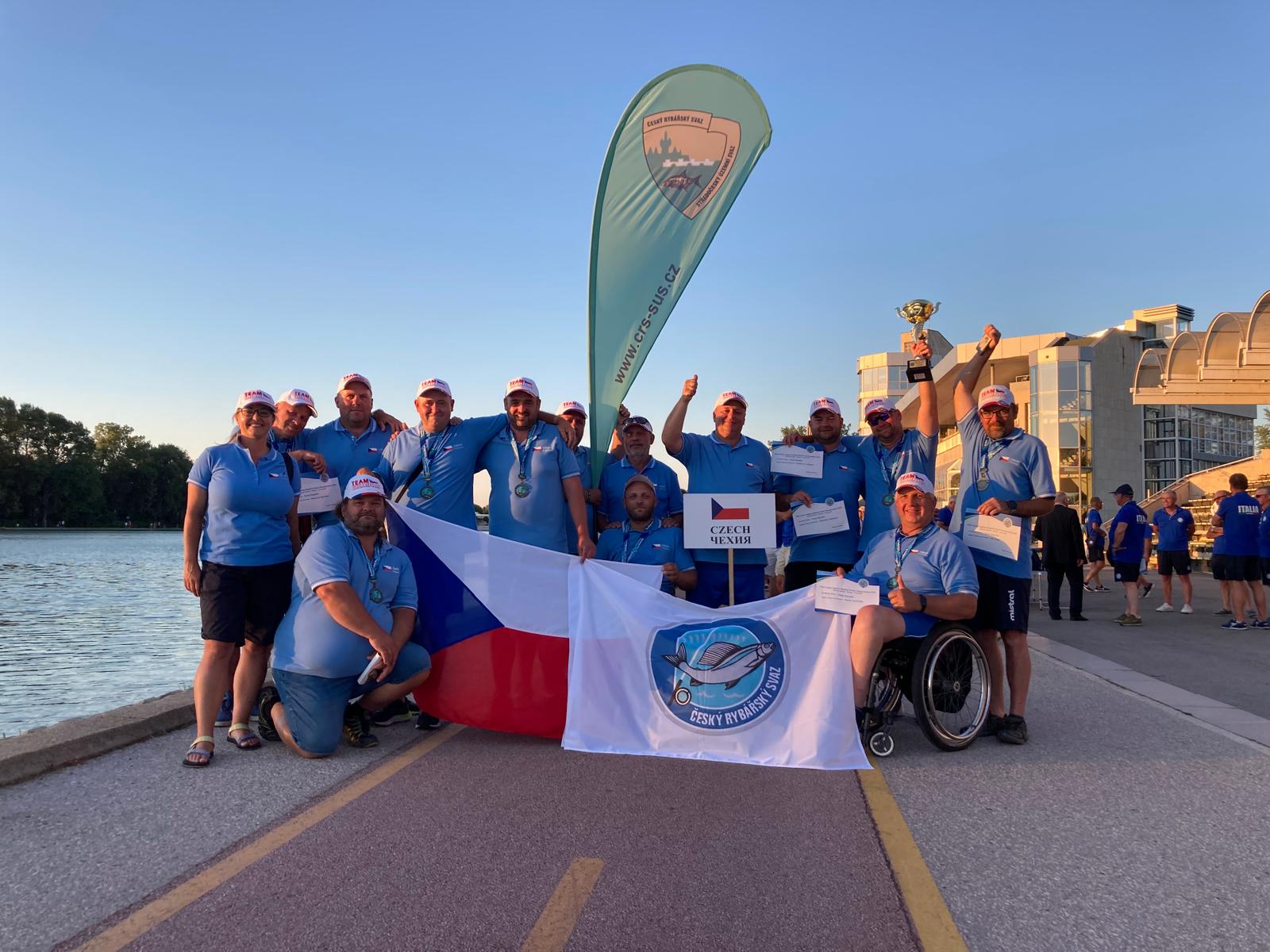 Čeští handicapovaní rybáři vezou bronz z&nbsp;mistrovství světa