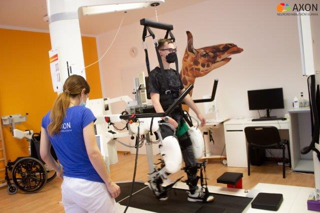 Ondřej v listopadu absolvoval první čtyři týdny intenzivních rehabilitací Ondřej v listopadu absolvoval první čtyři týdny intenzivních rehabilitací